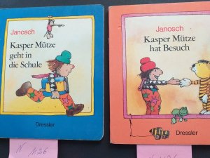 gebrauchtes Buch – Janosch – 2 Bilderbücher von <Janosch>: " Kasper Mütze geht in die Schule " + " Kasper Mütze hat Besuch "