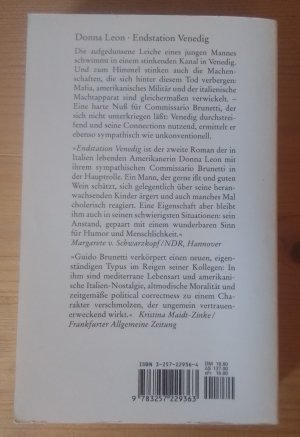 gebrauchtes Buch – Donna Leon – Endstation Venedig - Commissario Brunettis zweiter Fall