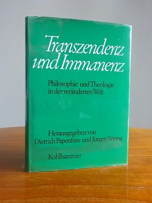 Transzendenz und Immanenz: Philosophie und Theologie in der veränderten Welt. Internationale Zusammenarbeit im Grenzbereich von Philosophie und Theologie. Tagungsbeiträge eines Symposiums der Alexander von Humboldt-Stiftung Bonn-Bad Godesberg, veranstaltet vom 12. bis 17. Oktober 1976 in Ludwigsburg.