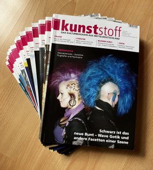 kunststoff. Das Kulturmagazin aus Mitteldeutschland, 2006-2011. 18 Ausgaben, Heft 4, 6, 7, 8, 9, 11, 12, 13, 14, 16, 17, 18, 19, 20, 21, 22, 23, 24