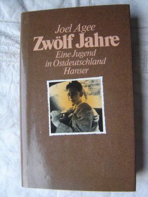 Zwölf Jahre - Eine Jugend in Ostdeutschland