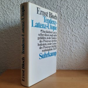 Tendenz, Latenz, Utopie