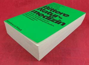 gebrauchtes Buch – Langbein, Kurt; Saller – Bittere Naturmedizin : Wirkung und Bewertung der alternativen Behandlungsmethoden, Diagnoseverfahren und Arzneimittel.