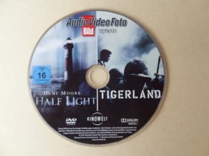 gebrauchter Film – Craig Rosenberg + Joel Schumacher – 2 Filme: Half Light - Gefangen zwischen Licht und Schatten + Tigerland (Audio Video Foto Bild Heft-DVD 10/2010)