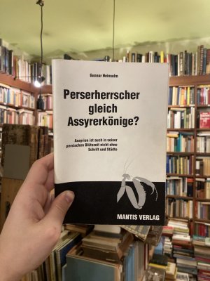 Perserherrscher gleich Assyrerkönige? Assyrien ist auch in seiner persischen Blütezeit nicht ohne Schrift und Städte.