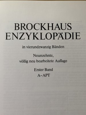 gebrauchtes Buch – F. A. Brockhaus GmbH – Brockhaus-Enzyklopädie in vierundzwanzig (24) Bänden + 6 Zusatzbände Kunstleder 19. völlig neu bearbeitete Ausgabe