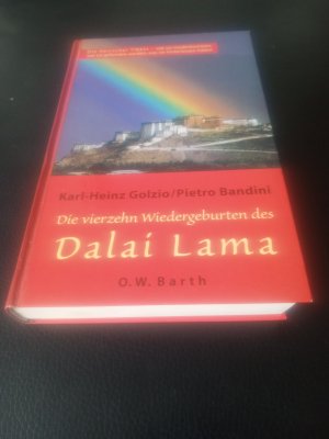 gebrauchtes Buch – Golzio, Karl H – Die vierzehn Wiedergeburten des Dalai Lama