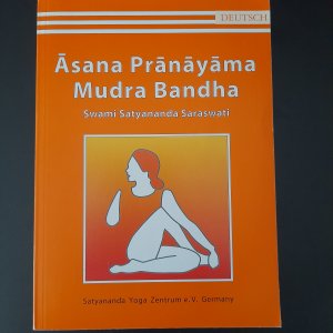 Asana Pranayama Mudra Bandha