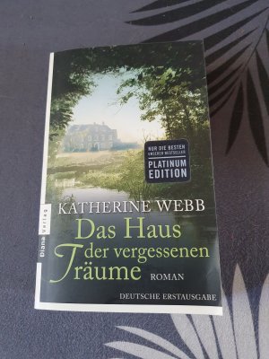 gebrauchtes Buch – Katherine Webb – Das Haus der vergessenen Träume