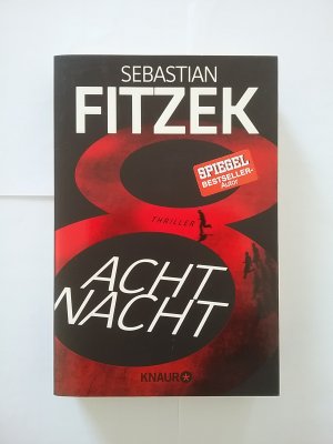 gebrauchtes Buch – Sebastian Fitzek – ACHT NACHT