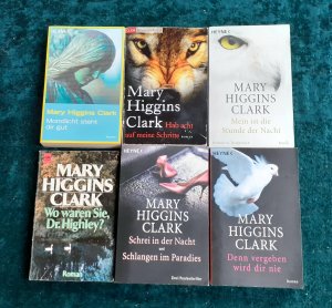 7 x Mary Higgins Clark - Schrei in der Nacht + Denn vergeben wird dir nie + Mein ist die Stunde der Nacht + Mondlicht steht dir gut + Schlangen im Paradies […]