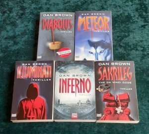 05 X Dan Brown - Meteor + Diabolus + Illumunati + Sakrileg + Inferno