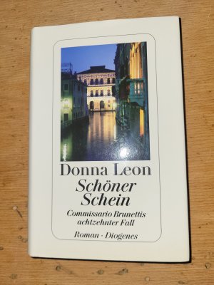 gebrauchtes Buch – Donna Leon – Schöner Schein - Commissario Brunettis achtzehnter Fall