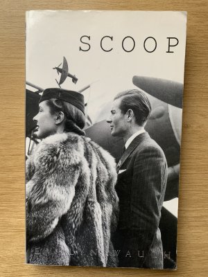 gebrauchtes Buch – Evelyn Waugh – Scoop  -  a Novel about Journalists