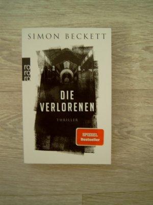 gebrauchtes Buch – Simon Beckett – Die Verlorenen