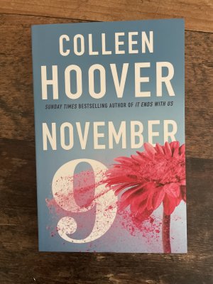 gebrauchtes Buch – Colleen Hoover – November 9