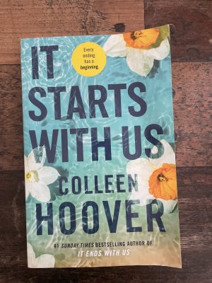 gebrauchtes Buch – Colleen Hoover – It starts with us