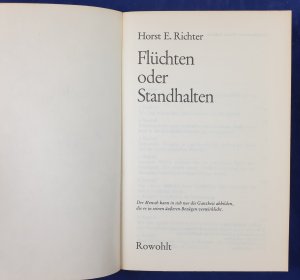 gebrauchtes Buch – Richter, Horst E – Flüchten oder Standhalten