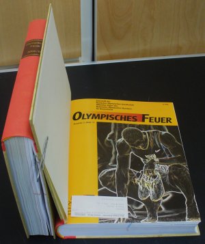 Olympisches Feuer - Zeitschrift der Olympischen Gesellschaft - Jahrgänge 2002 + 2003, komplett, im Halbleinen-Einband gebunden - Ausgaben 2002: 1.-2002 […]