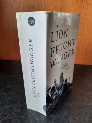 gebrauchtes Buch – Lion Feuchtwanger – Erfolg - Drei Jahre Geschichte einer Provinz