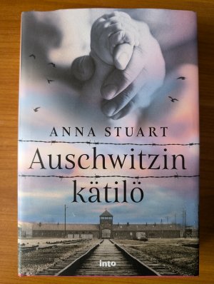 gebrauchtes Buch – Anna Stuart – Auschwitzin kätilö