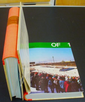 Olympisches Feuer - Zeitschrift der Olympischen Gesellschaft - Jahrgang 1972, 12 Ausgaben, komplett, im Halbleinen-Einband gebunden - Ausgaben: 1.-1972 […]