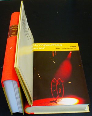 Olympisches Feuer - Zeitschrift der Olympischen Gesellschaft - Jahrgänge 1987 + 1988, komplett, im Halbleinen-Einband gebunden - Ausgaben 1987: 1.-1987 […]