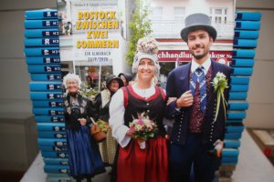 Rostock zwischen zwei Sommern - ein Almanach; Konvolut: Jahrgänge 1 bis 25 (