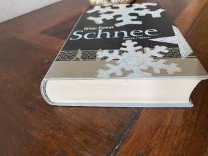 gebrauchtes Buch – Orhan Pamuk – Schnee