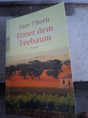 gebrauchtes Buch – Ines Thorn – Unter dem Teebaum