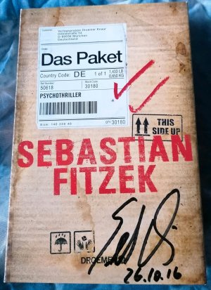 gebrauchtes Buch – Sebastian Fitzek – Das Paket - Signiert