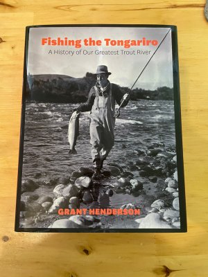 gebrauchtes Buch – Grant Henderson – Fishing the Tongariro Gebundene Ausgabe