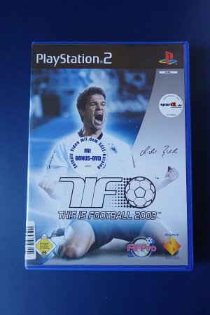 gebrauchtes Spiel – DVD This is Football 2003 PlayStation2 Spiel o. Altersbeschränkung