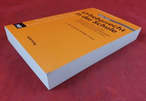 Urheberrecht in der Schule - Was Lehrer, Eltern, Schüler, Medienzentren und Schulbehörden vom Urheberrecht wissen sollten - 4. Auflage