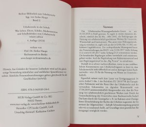 gebrauchtes Buch – Stefan Haupt – Urheberrecht in der Schule - Was Lehrer, Eltern, Schüler, Medienzentren und Schulbehörden vom Urheberrecht wissen sollten - 4. Auflage