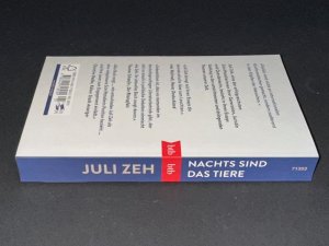 gebrauchtes Buch – Juli Zeh – Nachts sind das Tiere - Essays