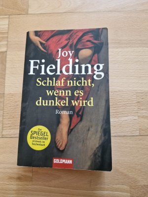 gebrauchtes Buch – Joy Fielding – Schlaf nicht, wenn es dunkel wird