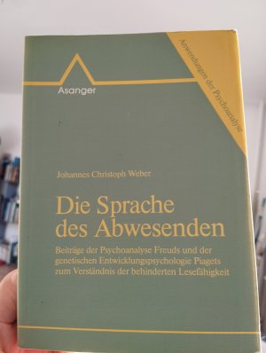 Die Sprache des Abwesenden.