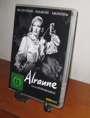 Alraune. Deutscher Horrorfilm (1952) von Arthur Maria Rabenalt mit u.a. Hildegard Knef, Erich von Stroheim, Karlheinz Böhm