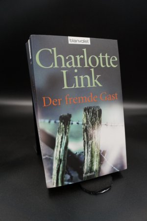 gebrauchtes Buch – Charlotte Link – Der fremde Gast  + :::Geschenk:::