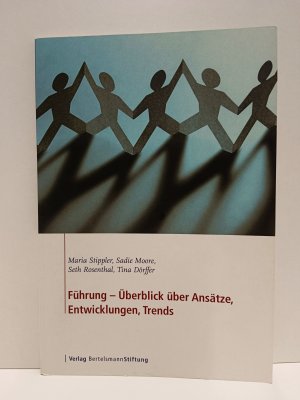 gebrauchtes Buch – Stippler, Maria; Moore – Führung - Überblick über Ansätze, Entwicklungen, Trends