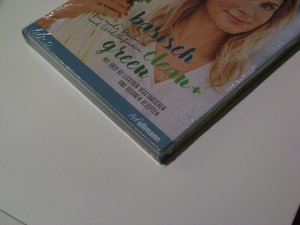 gebrauchtes Buch – Claudelle Deckert – Basisch clean + green für mehr Balance und Wohlbefinden Claudelle Deckert OVP