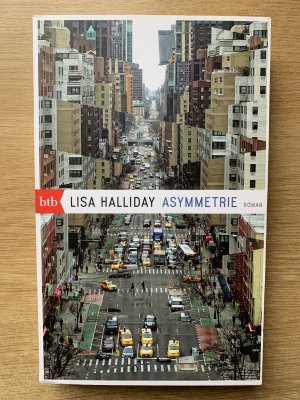 gebrauchtes Buch – Lisa Halliday – Asymmetrie