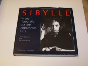 Sibylle Sybille Modefotografie aus drei Jahrzehnten DDR +++ Mode Fotografien TOP