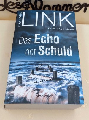 gebrauchtes Buch – Charlotte Link – Das Echo der Schuld