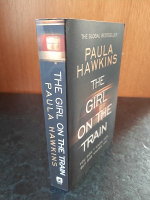 gebrauchtes Buch – Paula Hawkins – The Girl on the Train