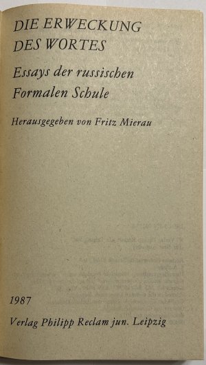 gebrauchtes Buch – Mierau, Fritz  – Die Erweckung des Wortes. Essays der russischen Formalen Schule