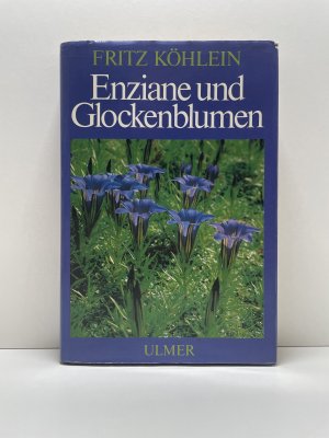 Enziane und Glockenblumen