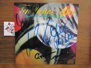 gebrauchter Tonträger – Ten Years After – Universal SIGNED  /// Autogramm Autograph signiert signed signee