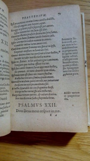 antiquarisches Buch – Veit Dietrich – Psalterium Dauidis Israelitarum regis ac vatis diuinissimi : carmine elegiaco, per Eobanum Hessum, Christianorum poëtarum nostri seculi facilè principem, summa fide expressum. Cum argumentis et annotationibus Viti Theodori Noribergensis, quae veram genuinam[que] prophetae intelligentiam piis lectoribus commonstrabunt. Cui accessit Ecclesiastes Salomonis, eodem genere carminis redditus. Nunc denuò ad autoris [autographou] diligenter collatum, vigilantissime[que] excusum (Psalterium Davidis Israelitarum regis ac vatis divinissimi : )